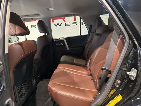 Used 2023 Toyota 4Runner Limited AWD/4WD image 30