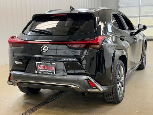 Used 2022 Lexus UX 250h F Sport w/ F Sport Premium Package AWD/4WD image 6