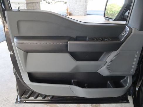 Used 2021 Ford F150 XLT AWD/4WD image 18