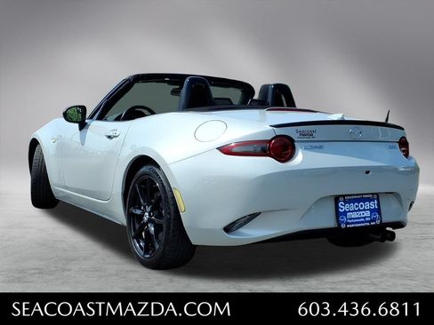 Used 2019 MAZDA MX-5 Miata Club w/ I-ACTIVSENSE Club Package RWD image 3