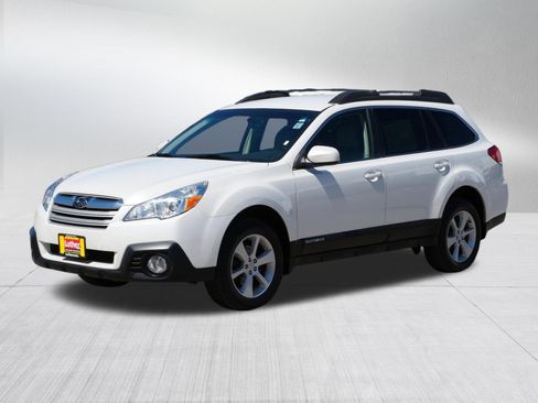 Used 2014 Subaru Outback 2.5i Premium w/ Popular Package #1B AWD/4WD image 3