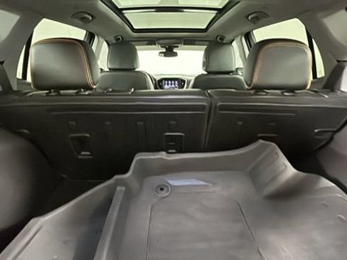 Used 2024 GMC Terrain AT4 w/ Infotainment Package II AWD/4WD image 30
