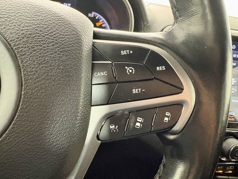 Used 2021 Jeep Grand Cherokee High Altitude image 18