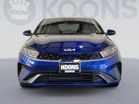 Used 2023 Kia Forte LXS w/ LXS Technology Package FWD image 11