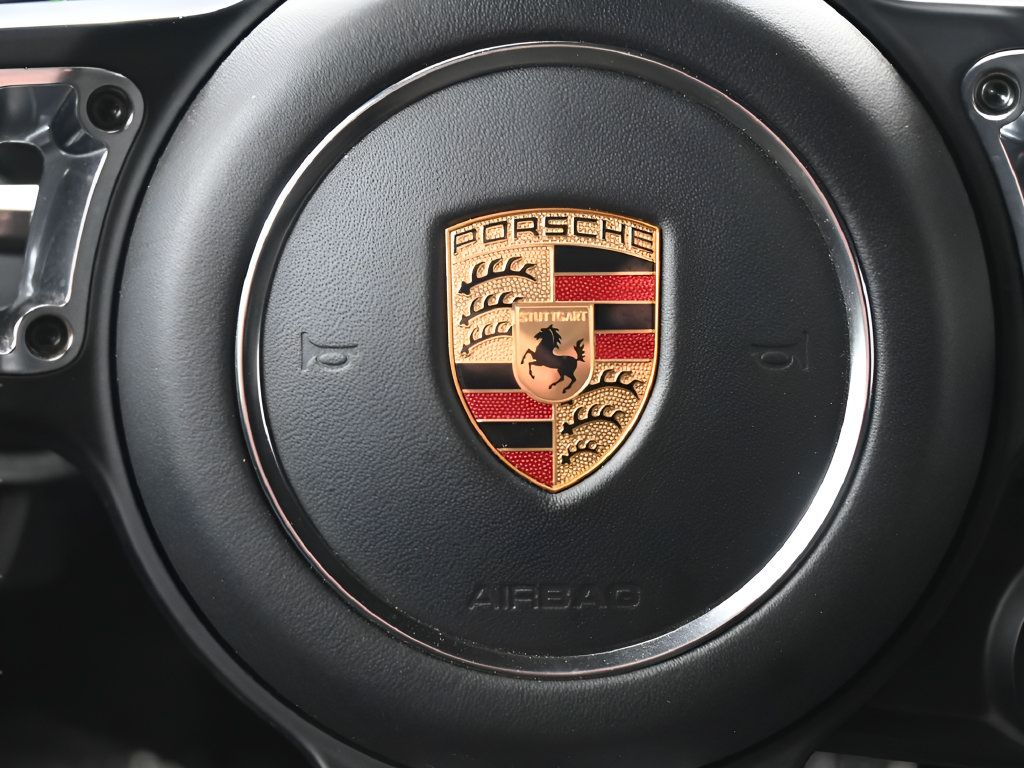 Certified 2022 Porsche Cayenne Turbo S AWD/4WD image 23
