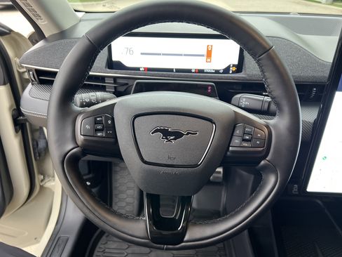 Used 2025 Ford Mustang Mach-E Premium RWD image 19