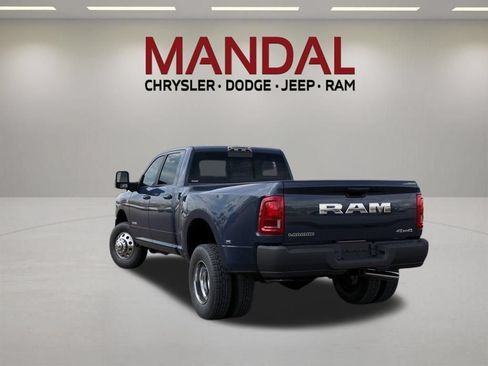 New 2026 RAM 3500 Laramie w/ Towing Technology Group AWD/4WD image 3