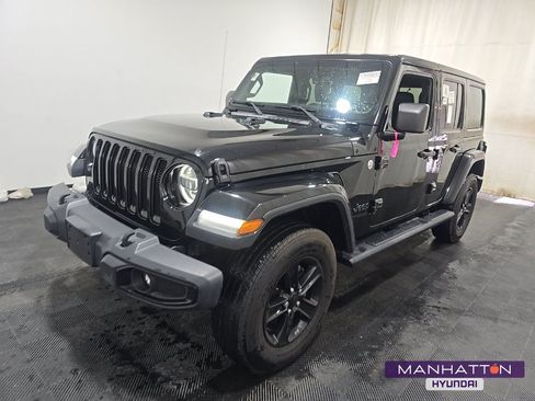 Used 2020 Jeep Wrangler Unlimited Sahara AWD/4WD image 1