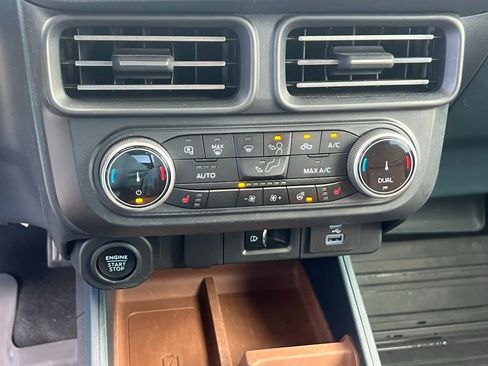 Used 2024 Ford Maverick Lariat FWD image 35