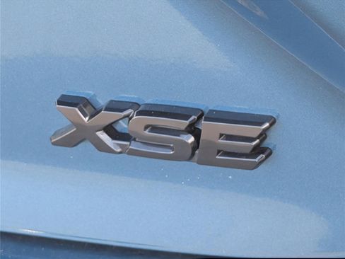 Used 2025 Toyota Camry XSE image 9