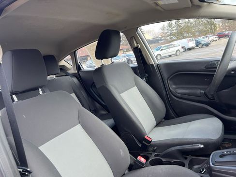 Used 2015 Ford Fiesta S image 38