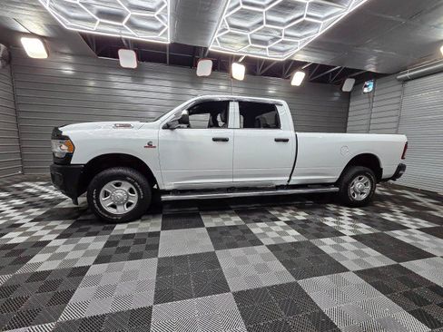 Used 2022 RAM 3500 Tradesman w/ Bed Utility Group AWD/4WD image 8