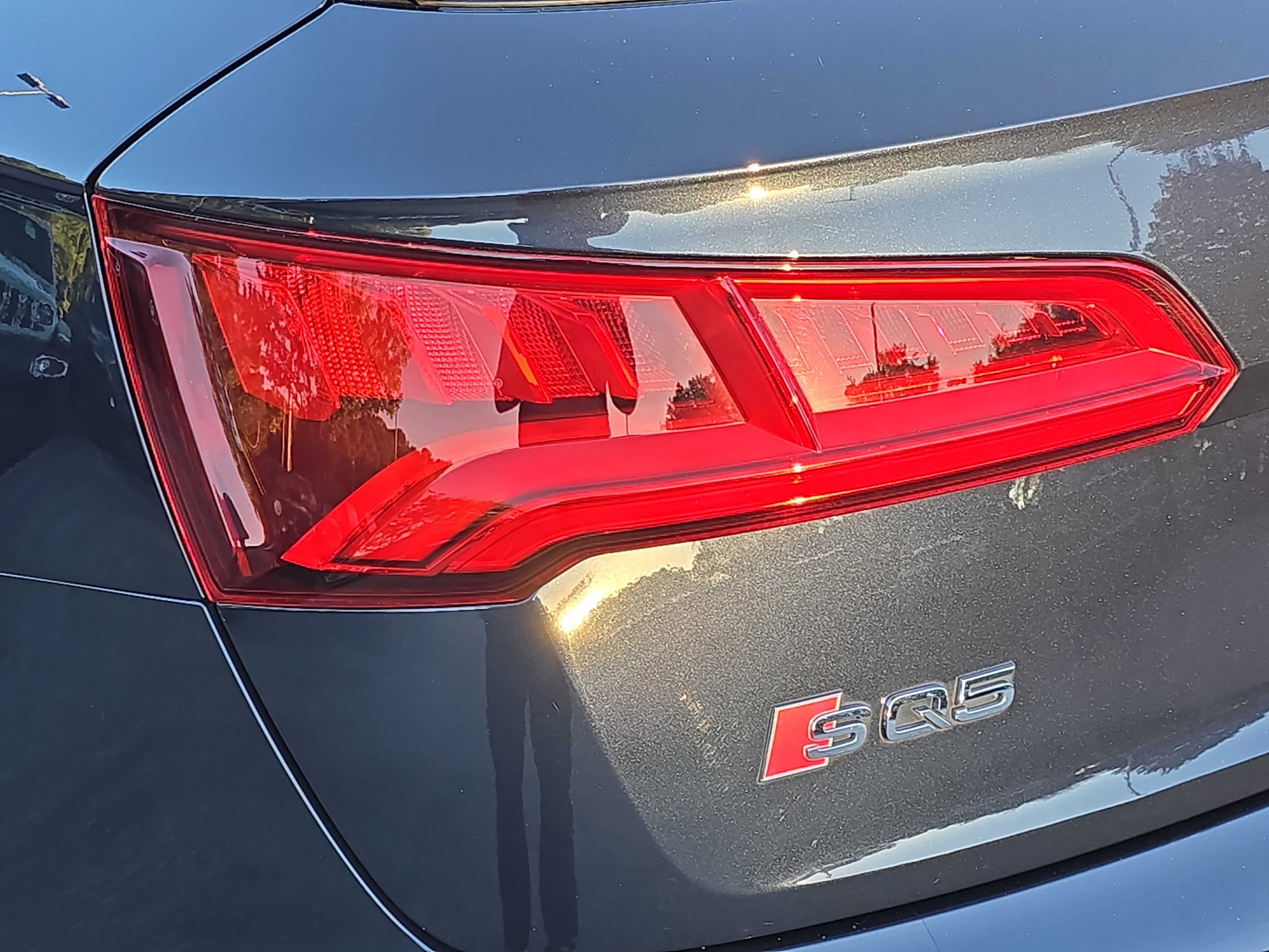 Used 2018 Audi SQ5 Prestige w/ Prestige Package AWD/4WD image 35