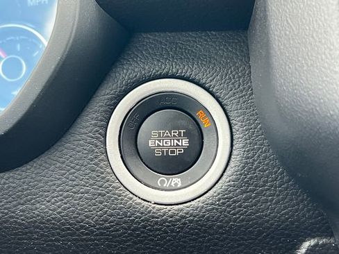 Used 2022 RAM 1500 Big Horn AWD/4WD image 10