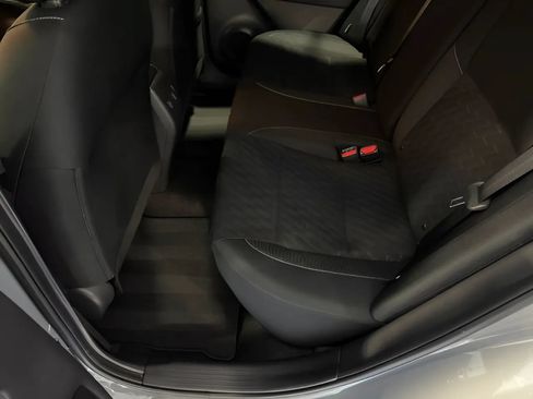 Used 2022 Nissan Kicks SV w/ Interior Electronics Package FWD image 16