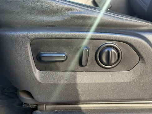 Used 2021 Chevrolet Silverado 2500 LTZ w/ LTZ Plus Package image 12