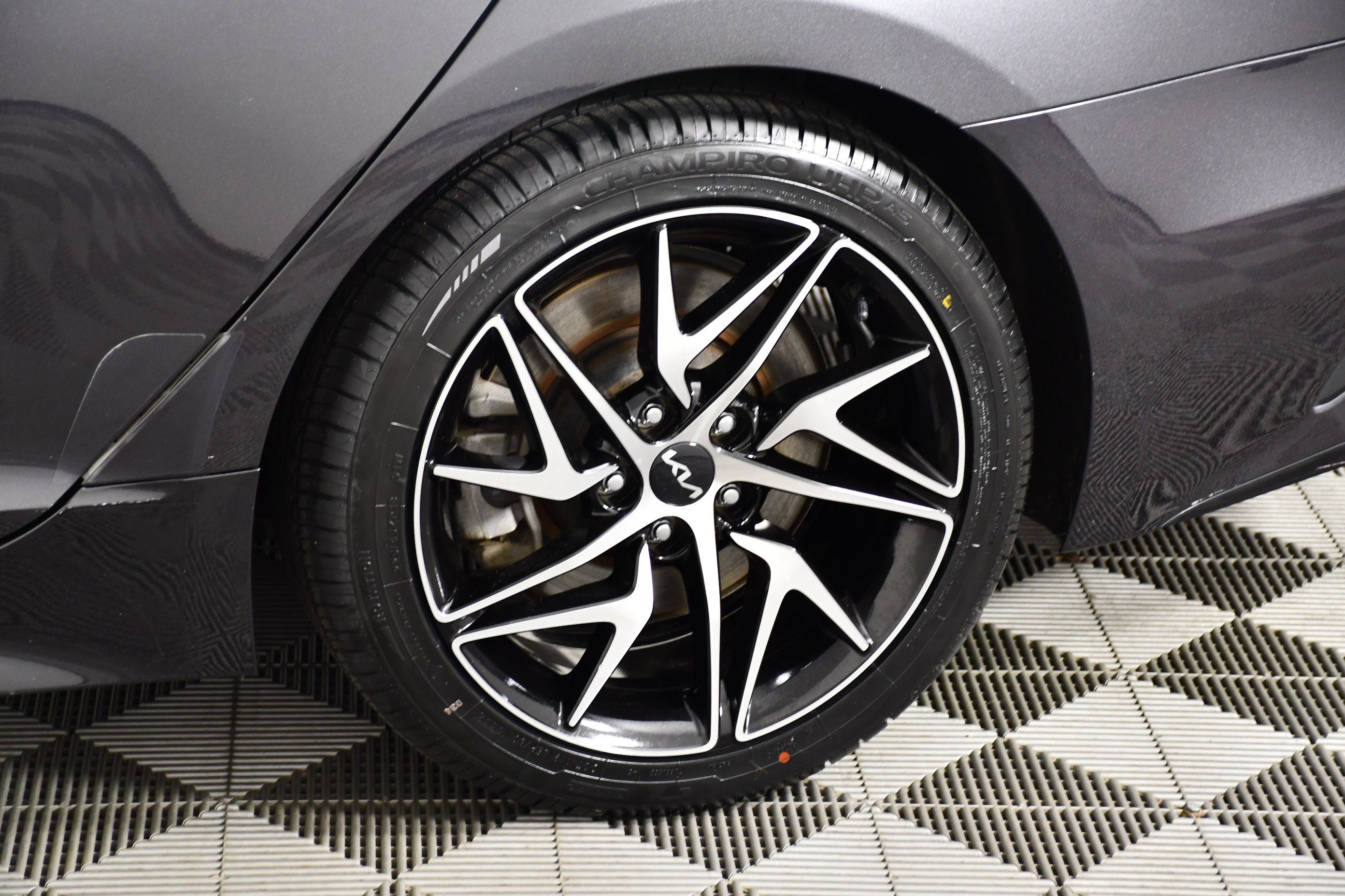 Used 2023 Kia Stinger GT-Line w/ Sun & Sound Package AWD/4WD image 51