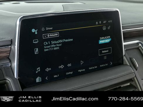 Used 2025 Chevrolet Suburban LT image 15