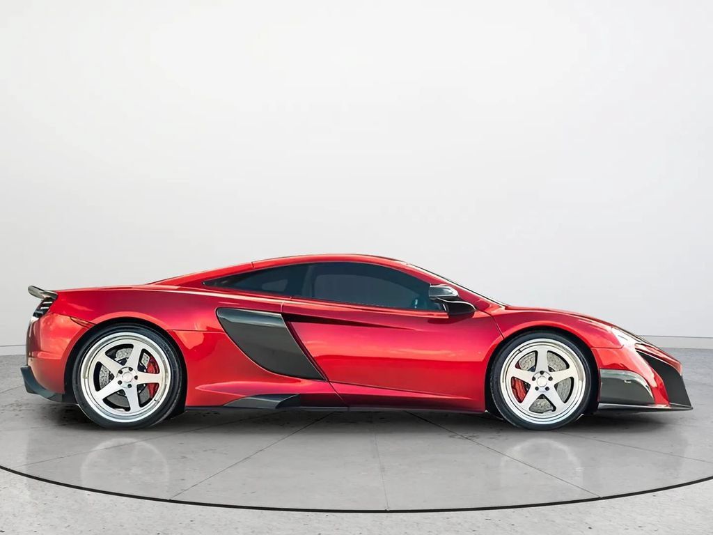 Used 2012 McLaren MP4-12C Coupe RWD image 5