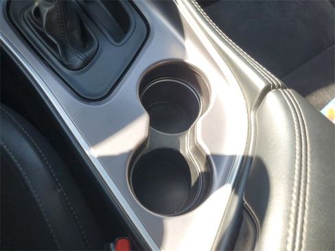 Used 2022 Dodge Challenger R/T w/ Plus Package image 21