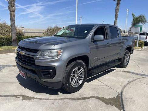 Used 2022 Chevrolet Colorado W/T w/ Custom Special Edition RWD image 4