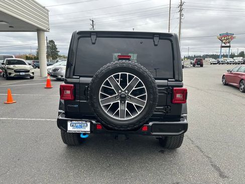 Used 2024 Jeep Wrangler High Altitude image 4