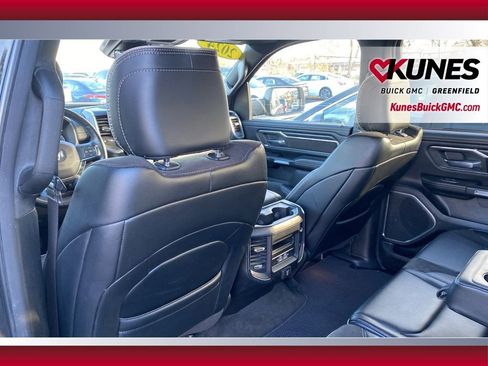 Used 2024 RAM 1500 Laramie image 30