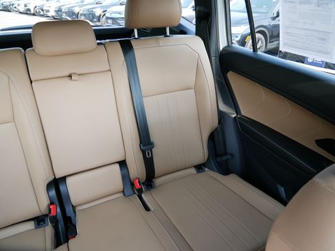 Certified 2023 Volkswagen Tiguan SE R-Line AWD/4WD image 14