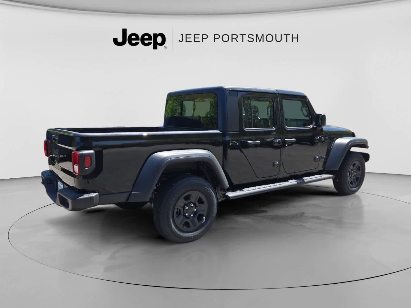New 2026 Jeep Gladiator Sport AWD/4WD image 4