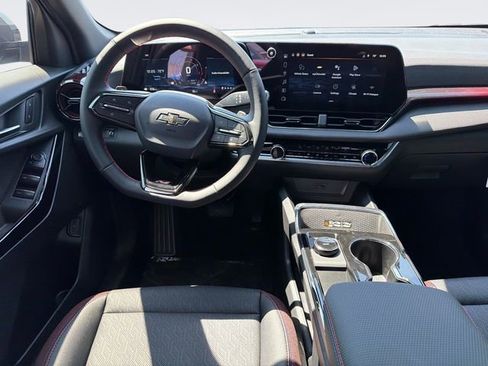 New 2026 Chevrolet Equinox RS FWD image 17