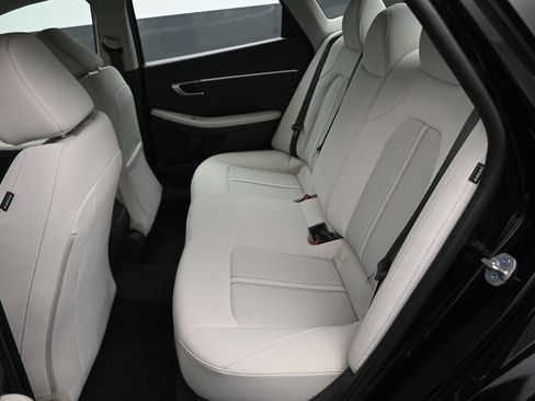 Used 2025 Hyundai Sonata SE image 22