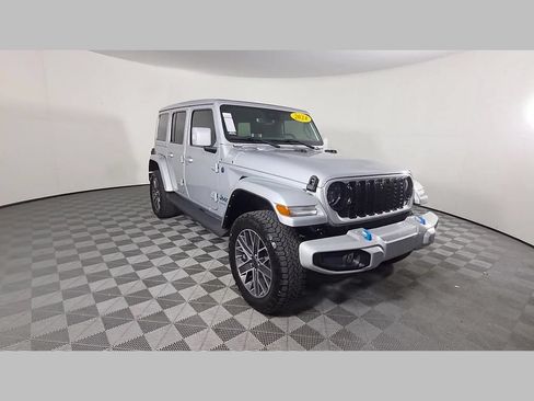 Used 2024 Jeep Wrangler High Altitude AWD/4WD image 20