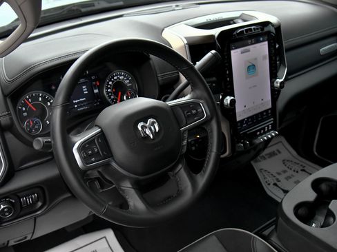 Used 2024 RAM 2500 Laramie image 18