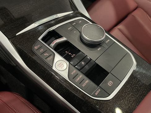 Used 2024 BMW 430i xDrive Coupe w/ M Sport Package AWD/4WD image 18