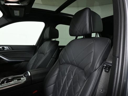 Certified 2024 BMW X5 xDrive40i w/ Premium Package image 4