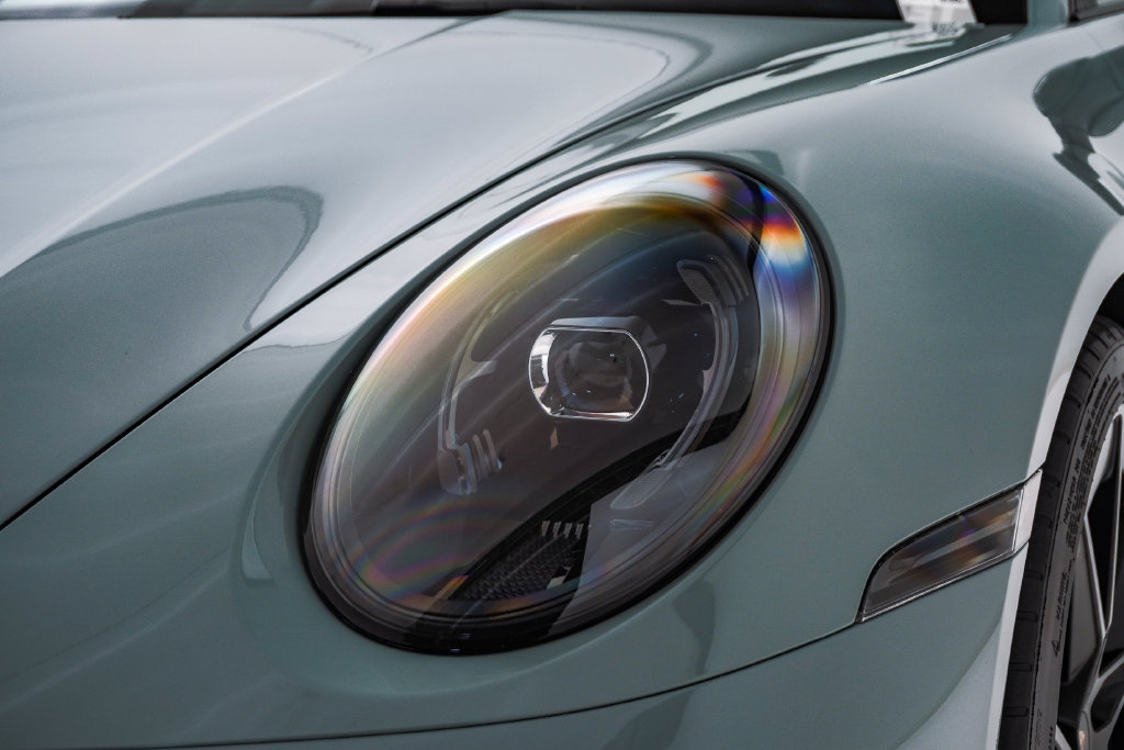 Certified 2026 Porsche 911 Carrera T RWD image 7