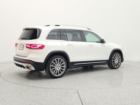 Used 2022 Mercedes-Benz GLB 250 image 5