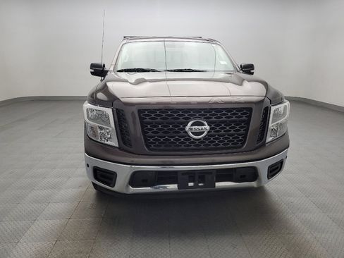 Used 2019 Nissan Titan SV w/ SV Convenience Package image 14