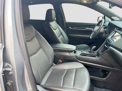 Used 2024 Cadillac XT5 Premium Luxury w/ LPO, Floor Liner Package AWD/4WD image 29