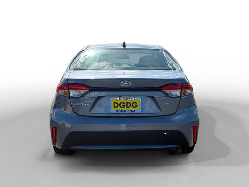 Used 2022 Toyota Corolla LE image 4