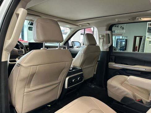 Used 2023 Ford Expedition Max Limited image 35
