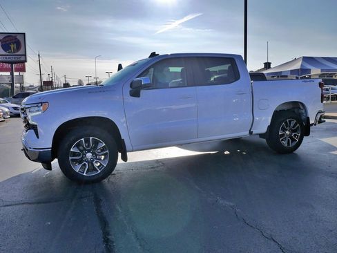 Used 2024 Chevrolet Silverado 1500 LT image 4