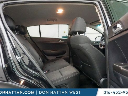 Used 2019 Kia Sportage LX image 19