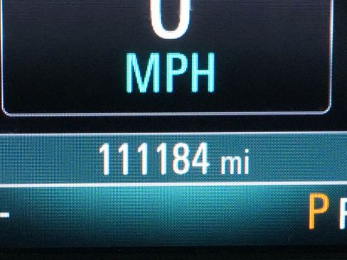 Used 2020 Buick Envision Essence w/ Experience Buick Package FWD image 21