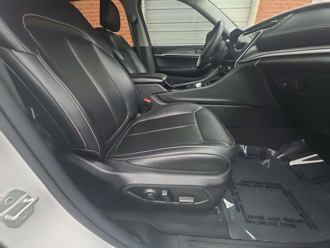 Used 2023 Jeep Grand Cherokee Limited RWD image 25