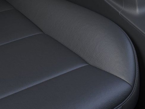 New 2026 GMC Canyon Elevation w/ Convenience Package image 29