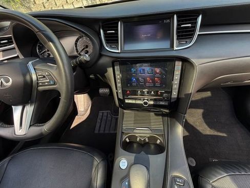 Used 2022 INFINITI QX50 Luxe AWD/4WD image 13