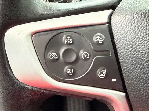 Used 2023 GMC Terrain SLT w/ Infotainment Package II FWD image 25
