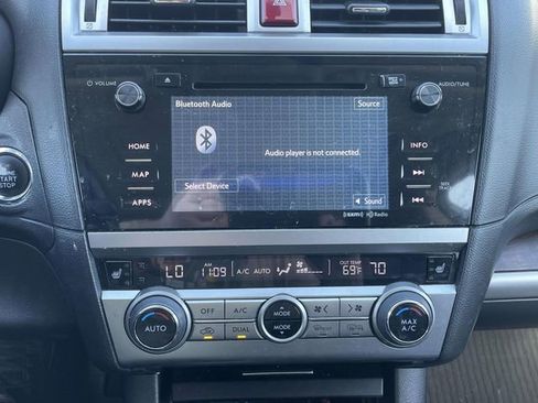 Used 2017 Subaru Outback 2.5i Limited AWD/4WD image 27