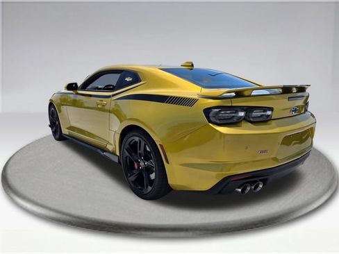 Used 2024 Chevrolet Camaro SS RWD image 16